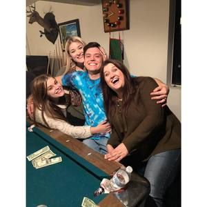 Meet your Posher, Joshua